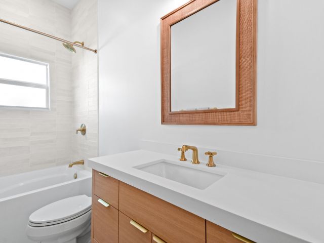 Дом в аренду по адресу 845 Sunset Road - фото 6848377