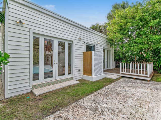 Дом в аренду по адресу 845 Sunset Road - фото 6848381