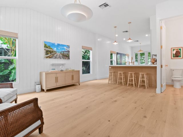 Дом в аренду по адресу 845 Sunset Road - фото 6848387