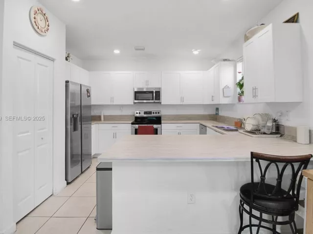 Продажа дома по адресу 1382 SE 26th Rd - фото 6852532