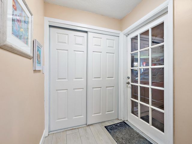 Продажа дома по адресу 1211 Dolphin Road - фото 6848154