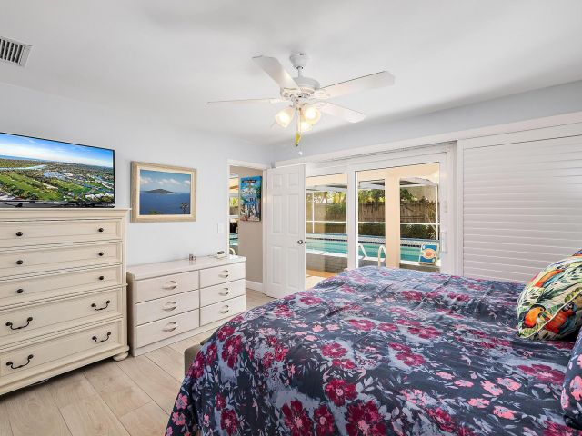 Продажа дома по адресу 1211 Dolphin Road - фото 6848160