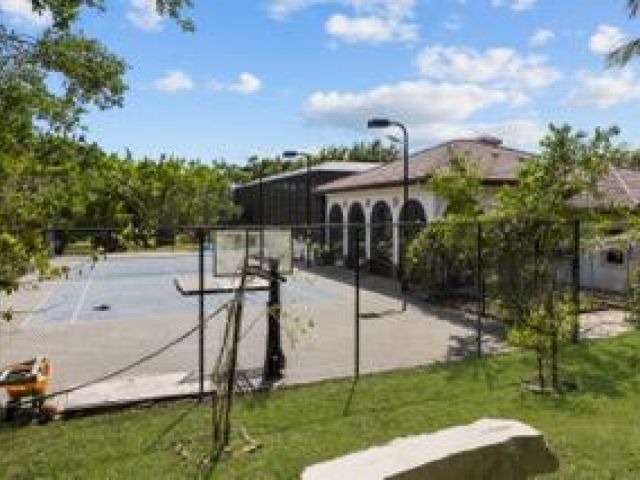 Дом в аренду по адресу 10058 El Caballo Court - фото 6866523