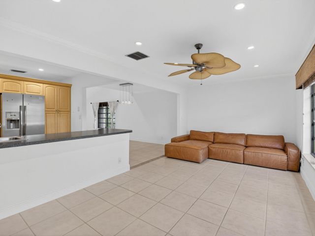 Продажа дома по адресу 18051 104th Terrace S - фото 6845488