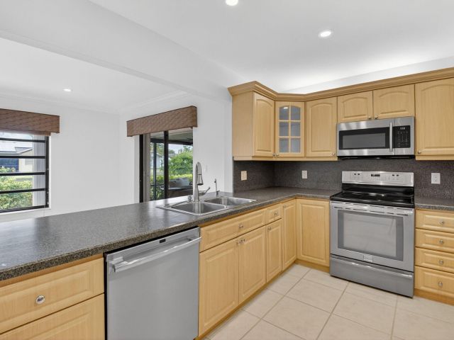 Продажа дома по адресу 18051 104th Terrace S - фото 6845492