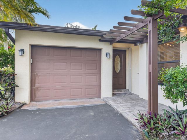 Продажа дома по адресу 18051 104th Terrace S - фото 6845498