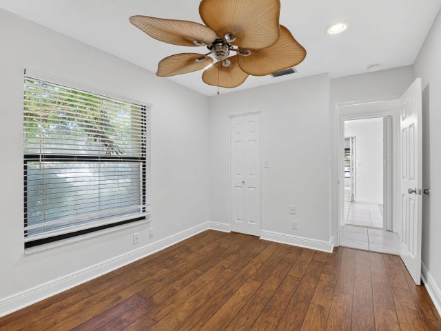 Продажа дома по адресу 18051 104th Terrace S - фото 6845505