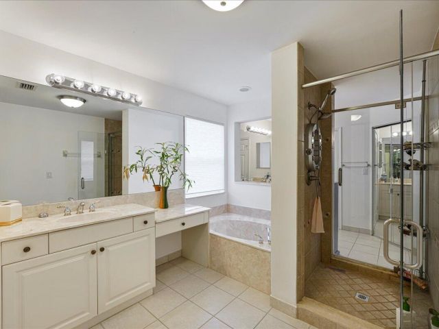 Продажа дома по адресу 19059 Skyridge Circle - фото 6848625