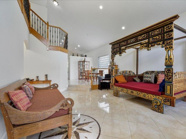 Продажа дома по адресу 19059 Skyridge Circle - фото 6848629