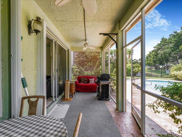 Продажа дома по адресу 19059 Skyridge Circle - фото 6848632