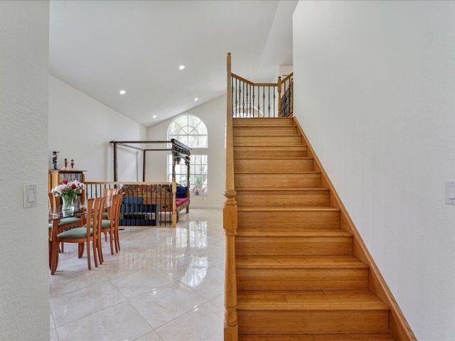 Продажа дома по адресу 19059 Skyridge Circle - фото 6848637