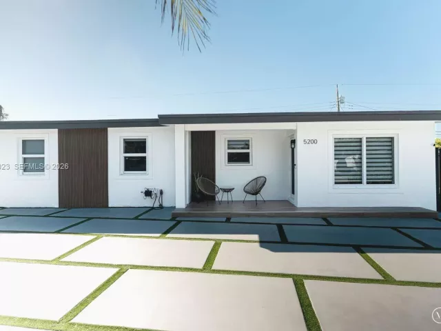 Дом в аренду по адресу 5200 SW 114th Ct 0 - фото 7325795