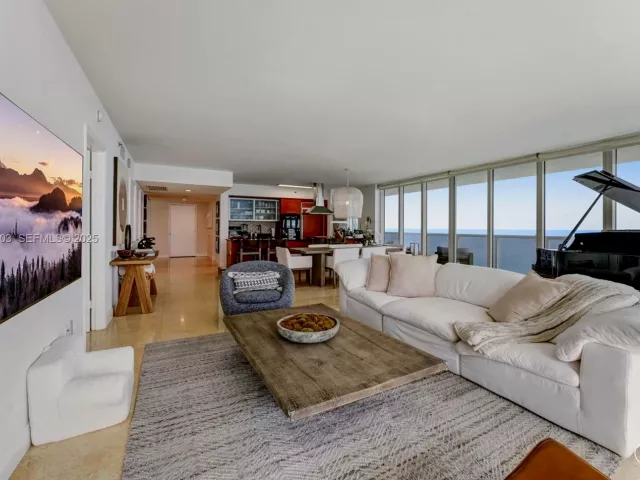 Продажа квартиры #3002 - фото 6846676