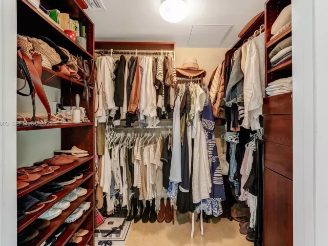 Продажа квартиры #3002 - фото 6910368