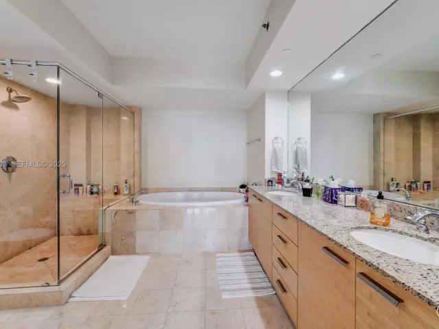 Продажа квартиры #3002 - фото 6910369