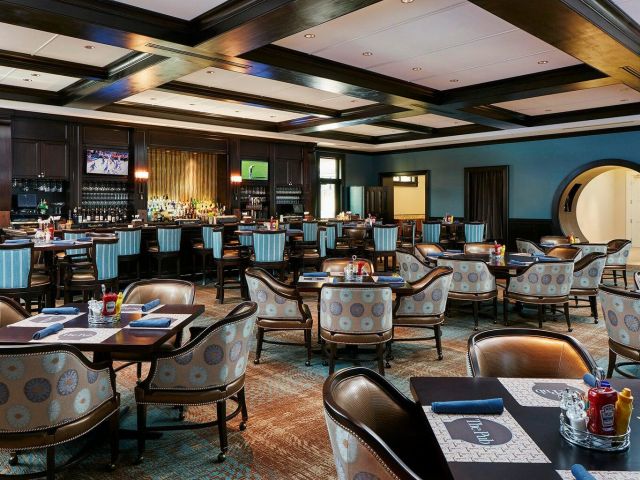 Дом в аренду по адресу 8988 Lakes Boulevard - фото 6848409