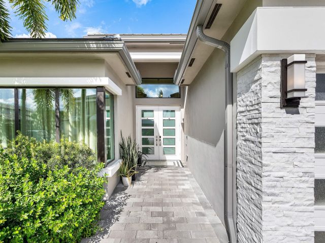 Продажа дома по адресу 8533 Ganton Drive - фото 6857475