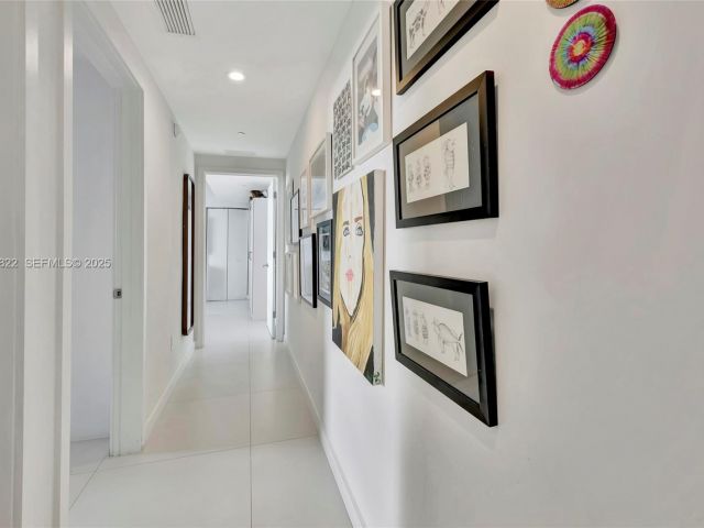 Продажа квартиры #3708 - фото 6849955