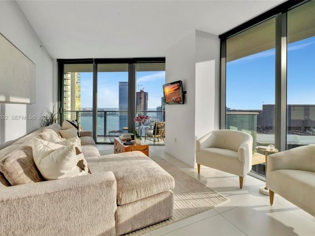 Продажа квартиры #3708 - фото 6849967