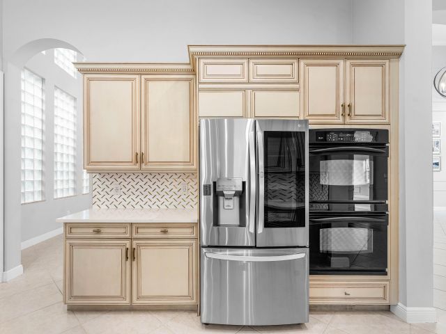 Продажа дома по адресу 8168 Valhalla Drive - фото 6866131