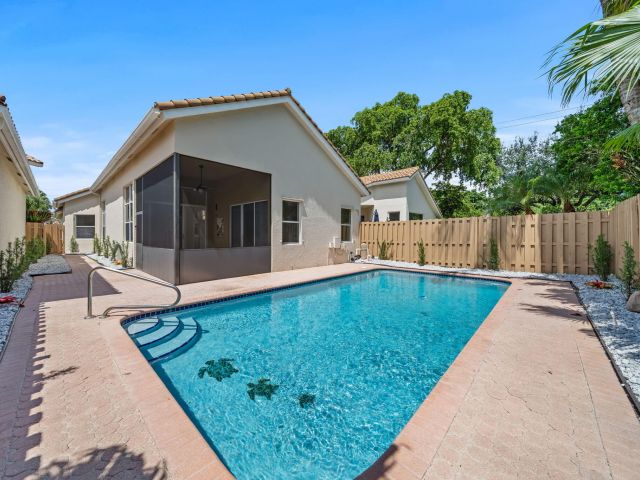 Продажа дома по адресу 6682 NW 25th Way - фото 6848672