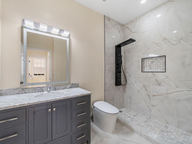 Продажа дома по адресу 6682 NW 25th Way - фото 6848682