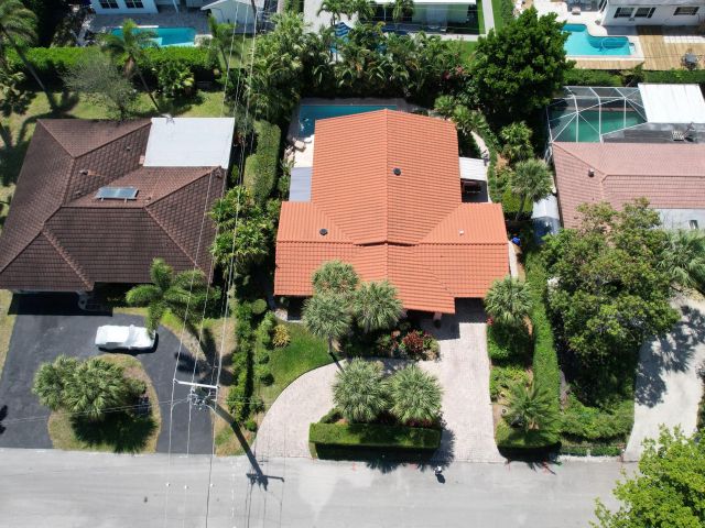 Продажа дома по адресу 708 NW 6th Drive - фото 6853974