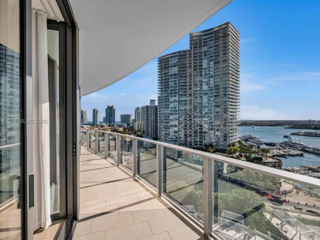 Продажа квартиры #1601 - фото 6847440