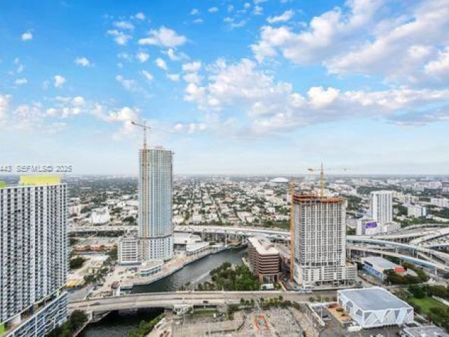 Продажа квартиры #5108 - фото 6849338