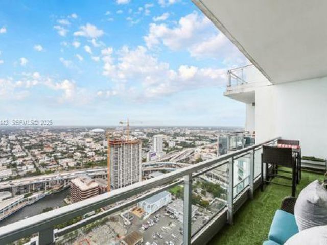 Продажа квартиры #5108 - фото 6849339