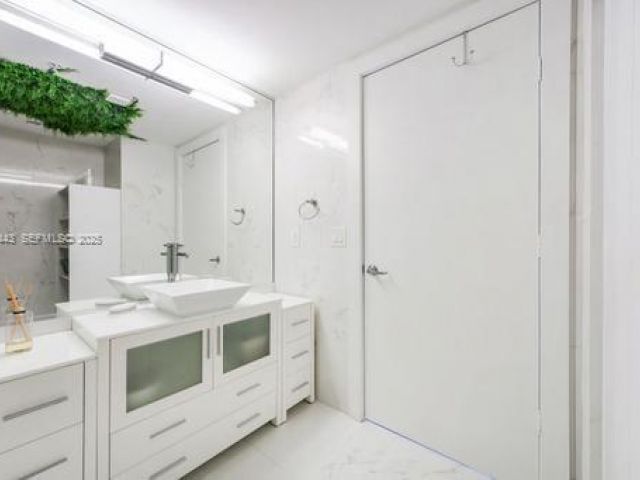 Продажа квартиры #5108 - фото 6849345