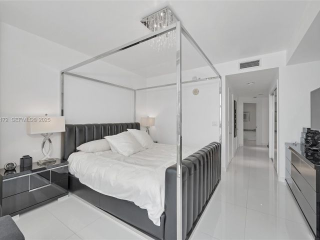 Продажа квартиры #1002 - фото 6850604