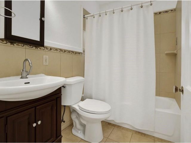 Дом в аренду по адресу 1818 Florida Avenue - фото 6849897