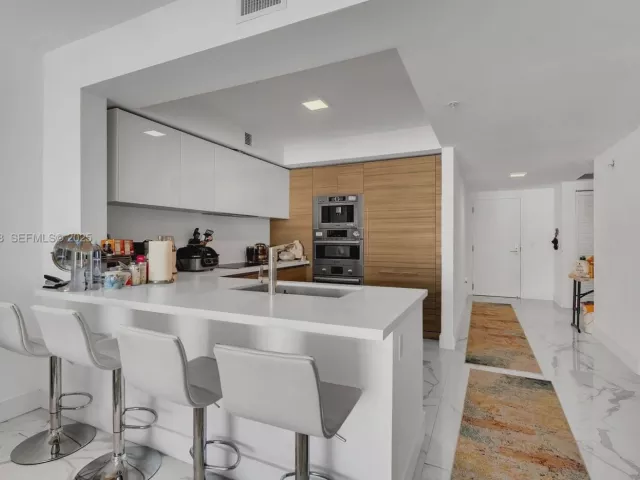 Продажа квартиры #4-1203 - фото 6849490