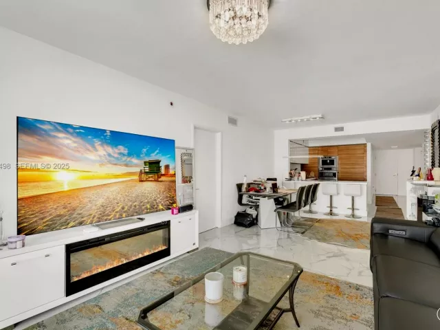 Продажа квартиры #4-1203 - фото 6849491