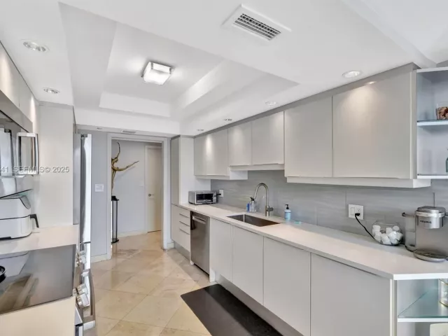 Продажа квартиры #1701 - фото 6849528