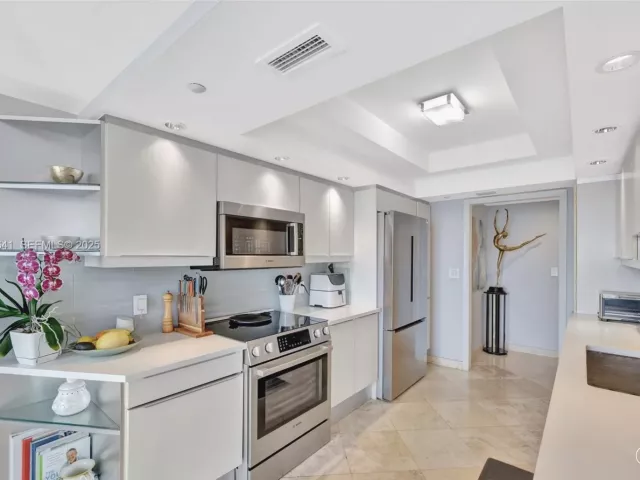 Продажа квартиры #1701 - фото 6849529