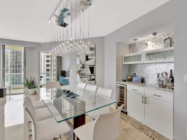 Продажа квартиры #1701 - фото 6849535