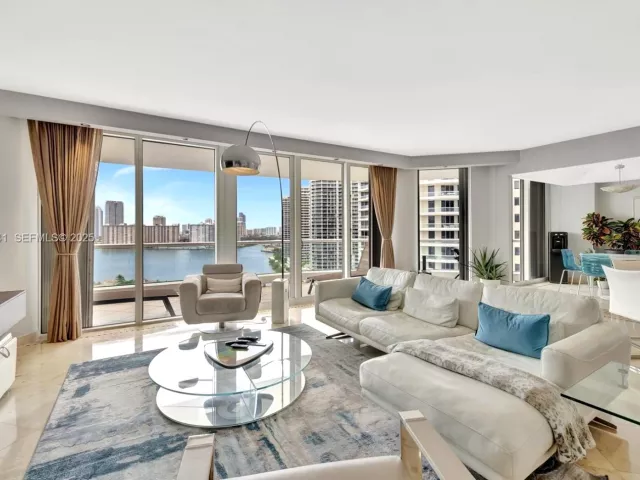 Продажа квартиры #1701 - фото 6849539