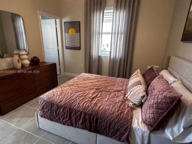 Дом в аренду по адресу 2288 SE 30th St 1 - фото 7443967