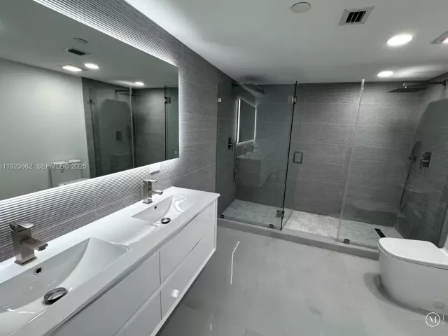 Продажа квартиры #1610 - фото 6851992