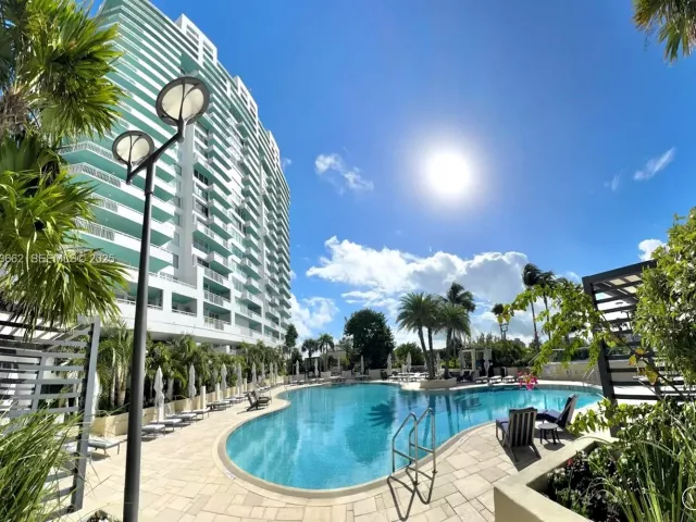 Продажа квартиры #1610 - фото 6851984