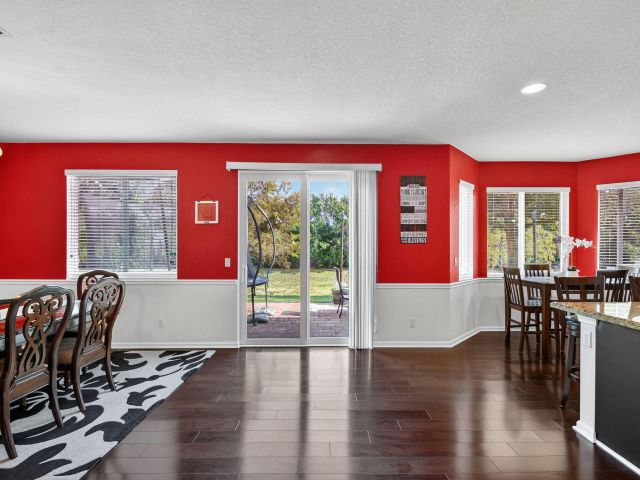 Продажа дома по адресу 830 Palm Tree Lane - фото 6849912