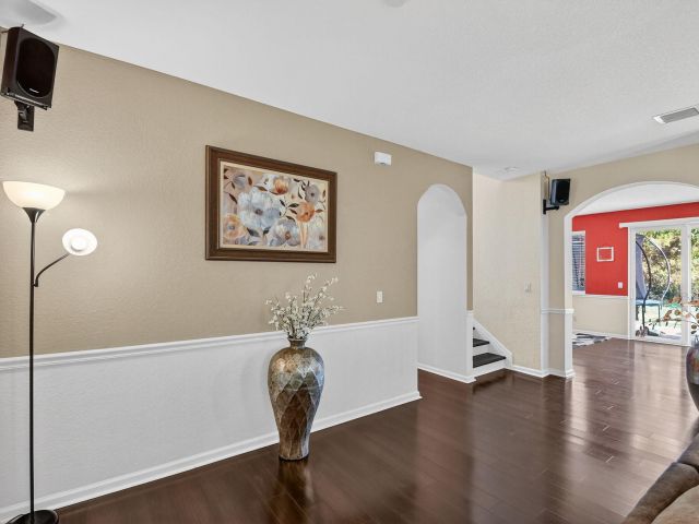 Продажа дома по адресу 830 Palm Tree Lane - фото 6849914