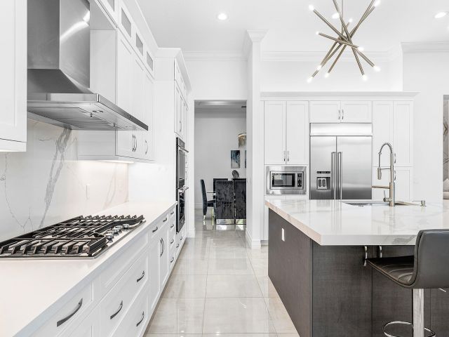 Продажа дома по адресу 9065 Benedetta Place - фото 6852478