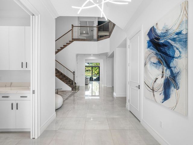 Продажа дома по адресу 9065 Benedetta Place - фото 6852490