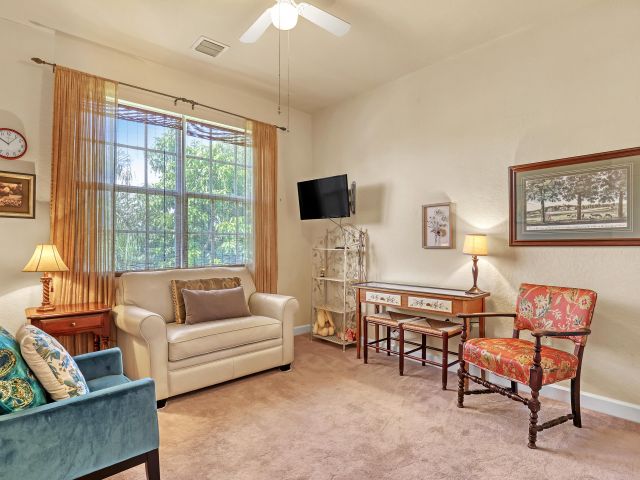 Дом в аренду по адресу 2560 NE 11th Street - фото 6851259