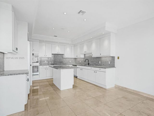 Квартира в аренду номер17A - фото 6854987