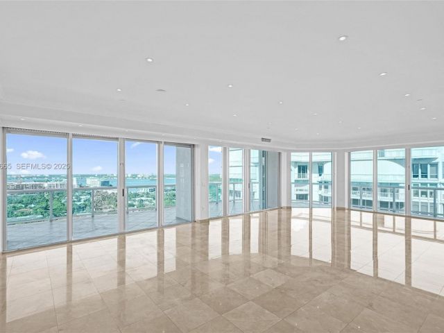 Квартира в аренду номер17A - фото 6854988