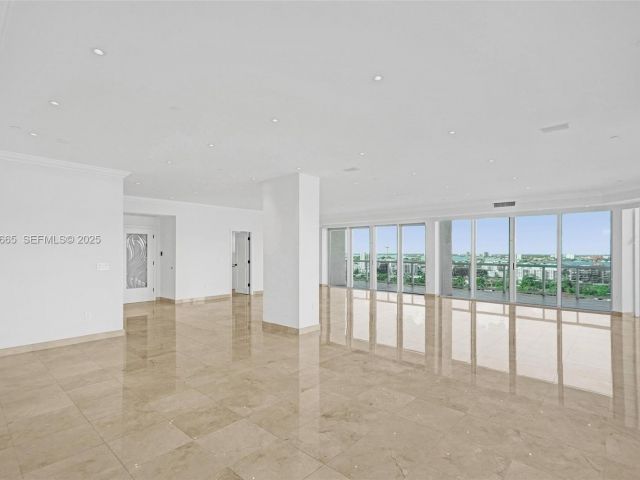 Квартира в аренду номер17A - фото 6854995